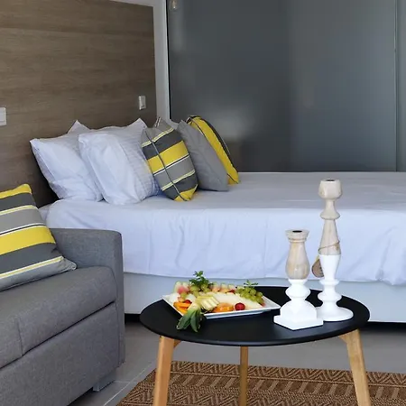 Island Boutique 3* Ларнака