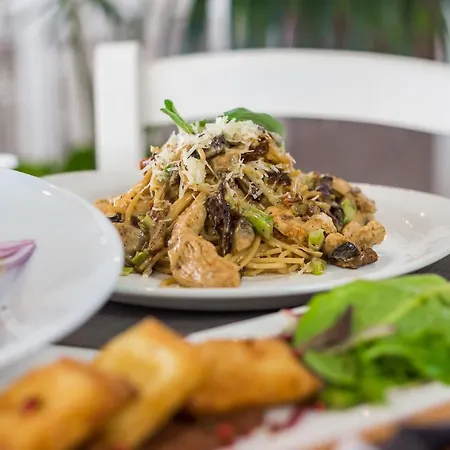 Готель Island Boutique Ларнака