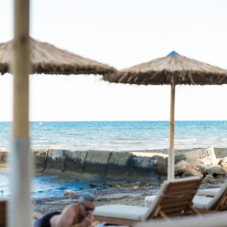 Island Boutique 4*
