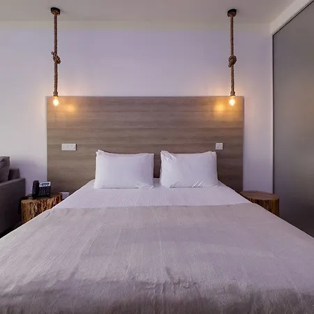 Island Boutique Hotel 3*