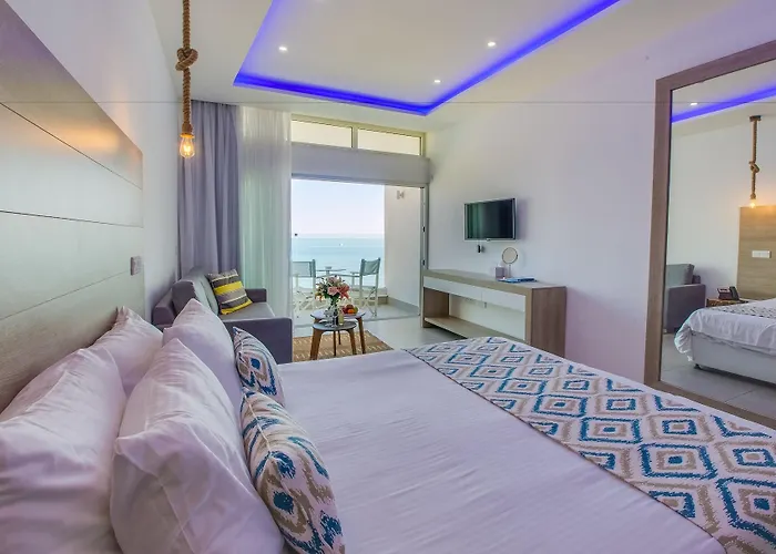 Island Boutique Λάρνακα