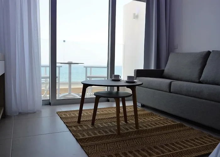 Island Boutique Lárnaka