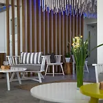 Island Boutique Hotel 3*